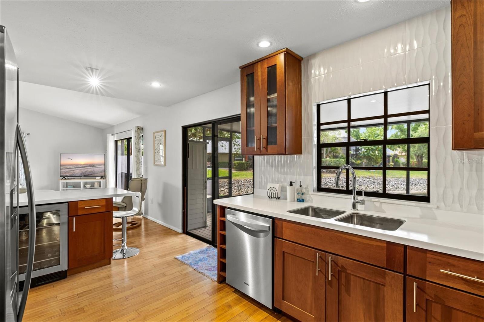 Image 14 of 76 For 4566 Hidden View Place 7