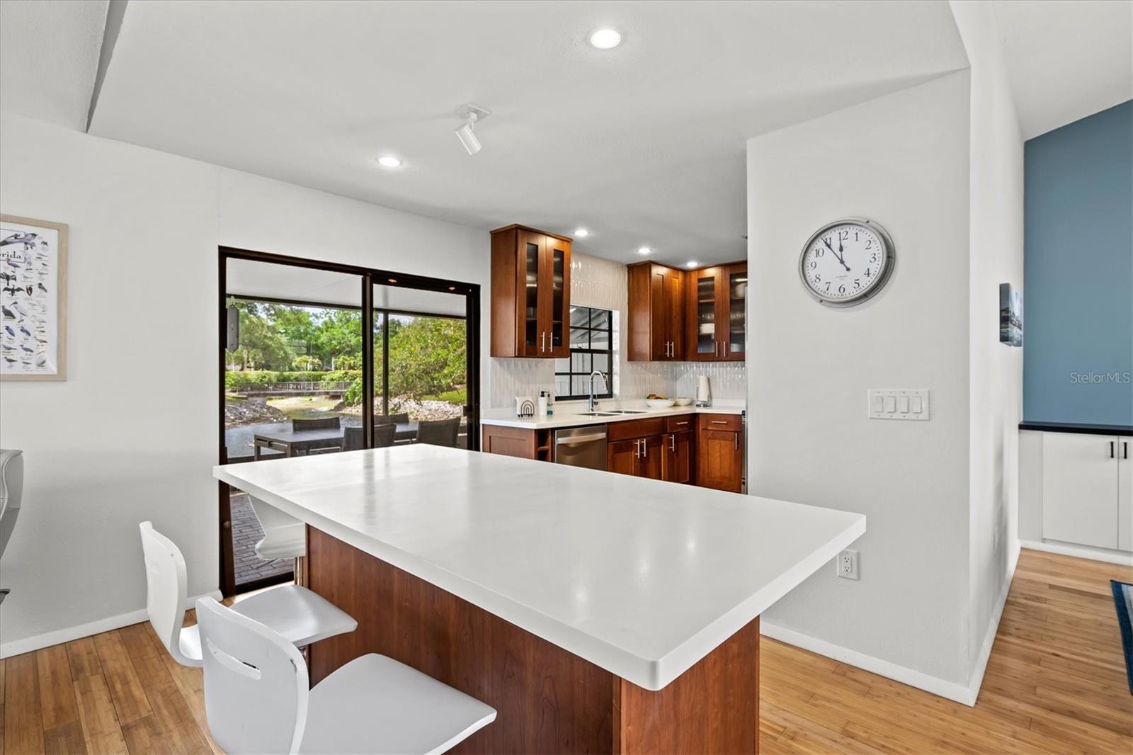 Image 16 of 76 For 4566 Hidden View Place 7