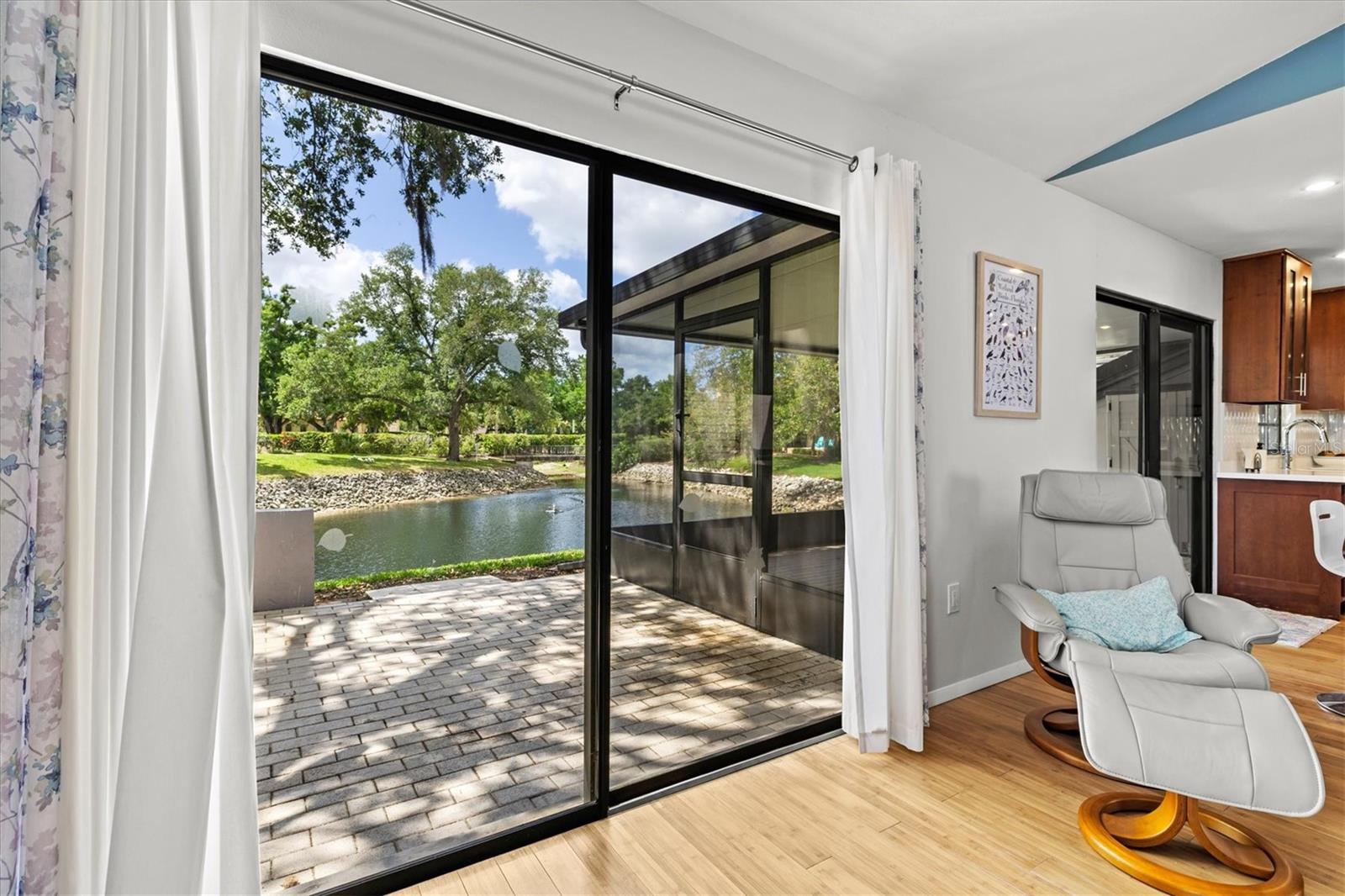 Image 18 of 76 For 4566 Hidden View Place 7