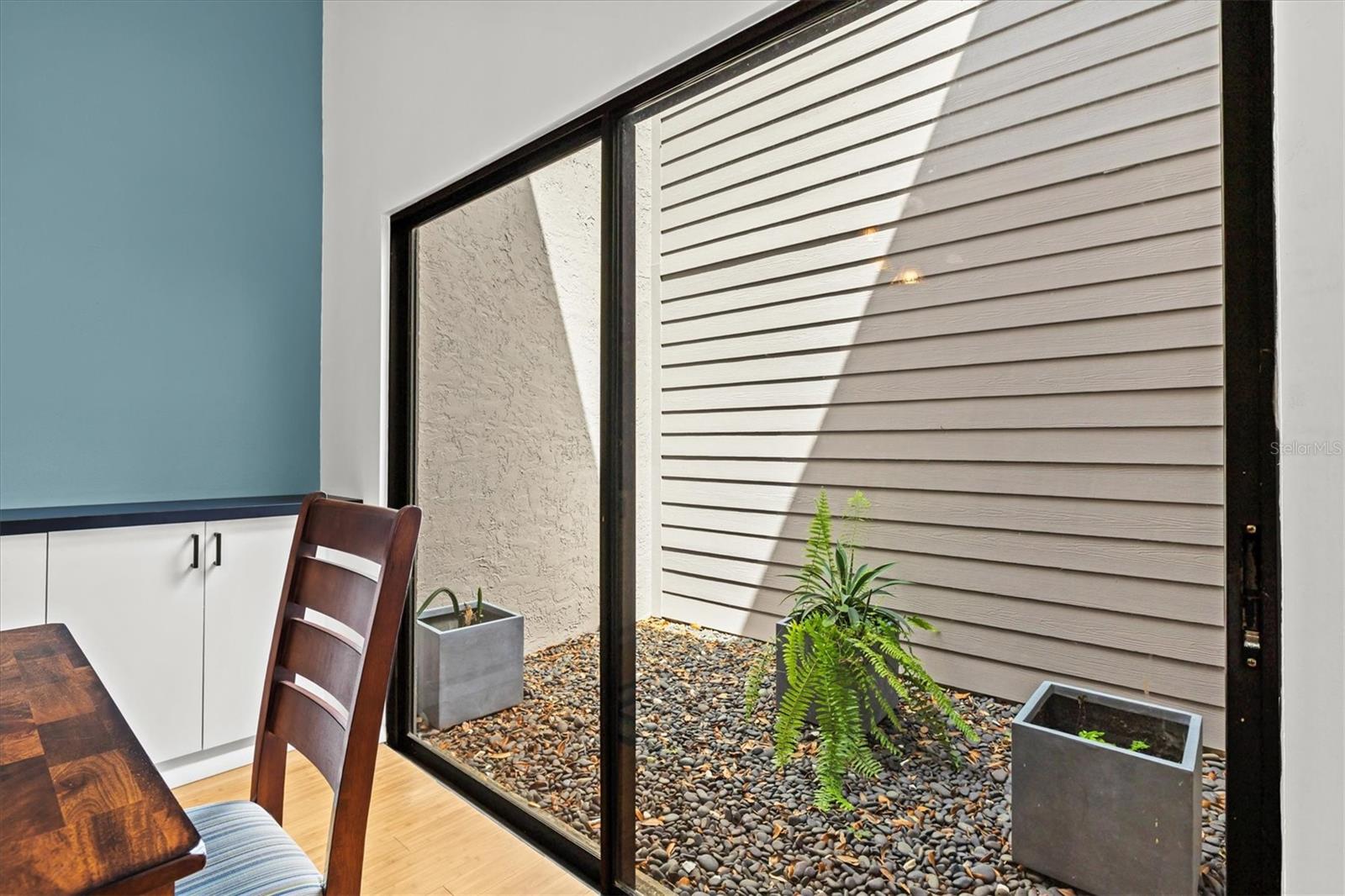 Image 22 of 76 For 4566 Hidden View Place 7