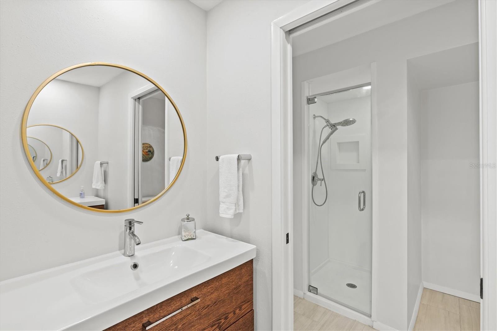 Image 31 of 76 For 4566 Hidden View Place 7