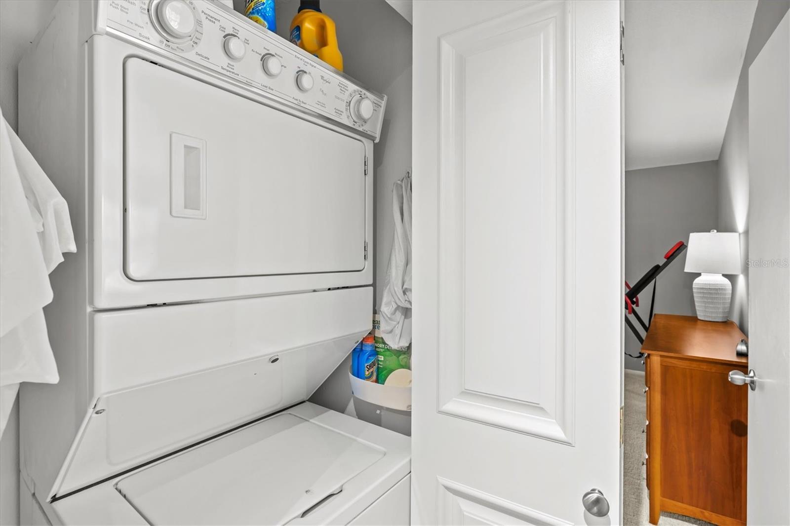 Image 46 of 76 For 4566 Hidden View Place 7