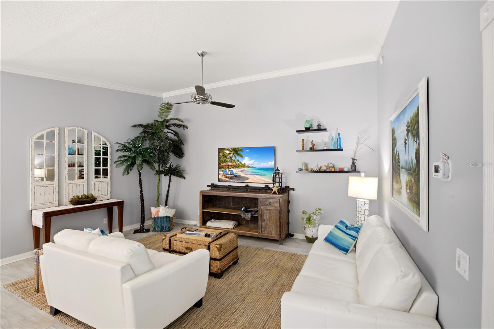 Image 7 of 56 For 7632 Quinto Drive