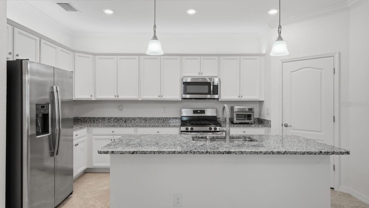 Image 10 of 77 For 17007 Blue Ridge Place