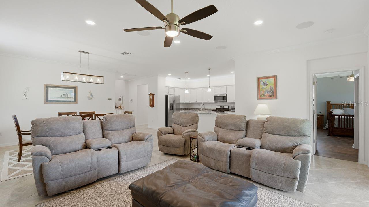 Image 17 of 77 For 17007 Blue Ridge Place