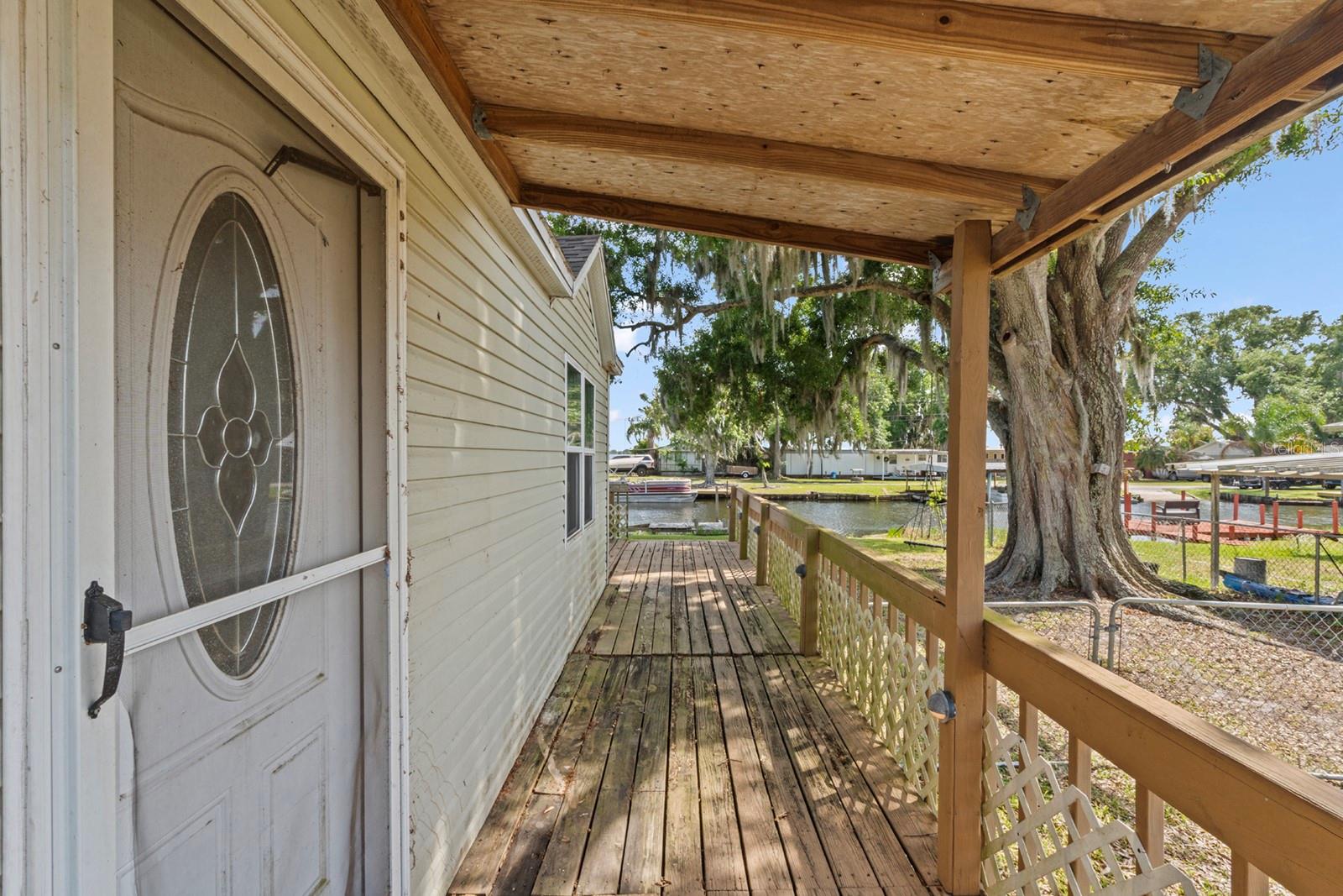 Image 18 of 20 For 3060 Park Circle