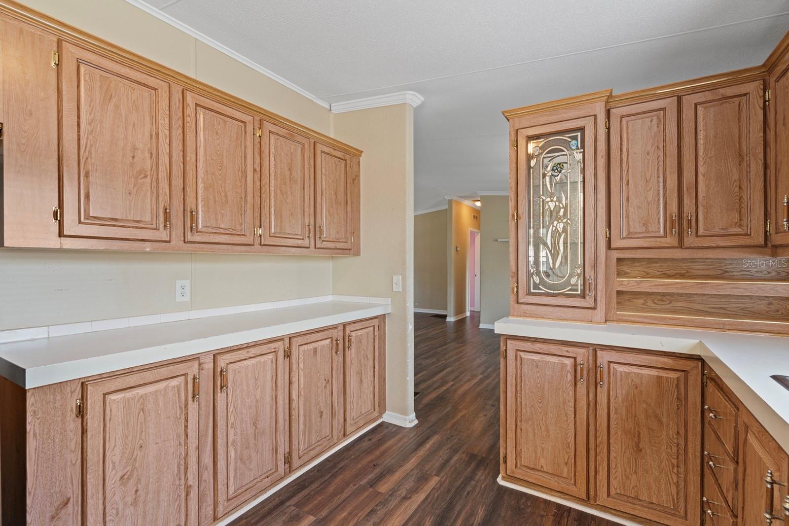 Image 4 of 20 For 3060 Park Circle