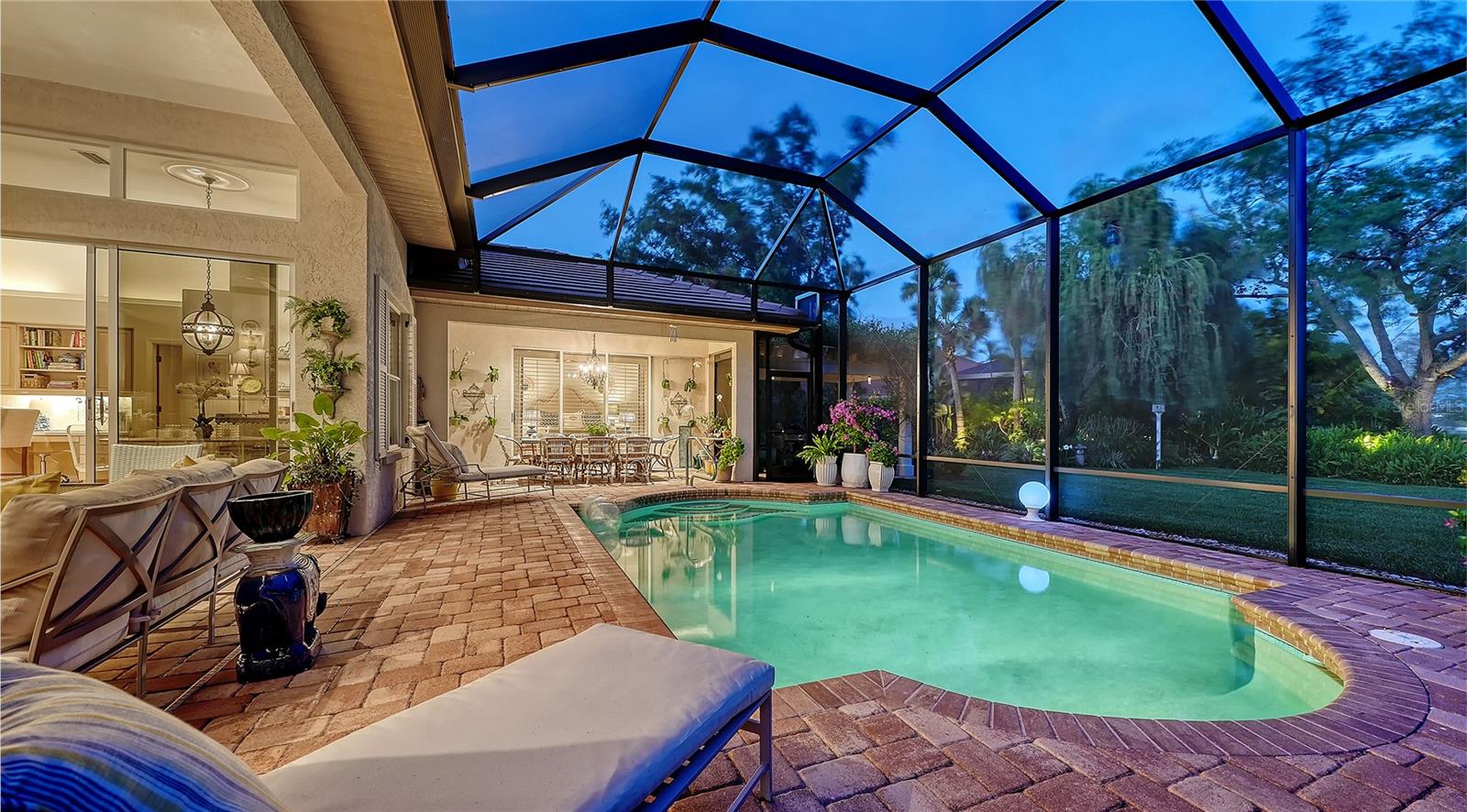 Image 16 of 55 For 7809 Allen Robertson Place