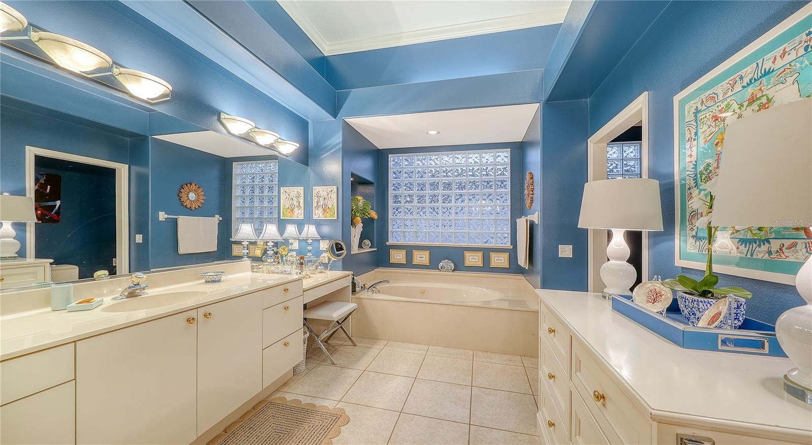 Image 32 of 55 For 7809 Allen Robertson Place