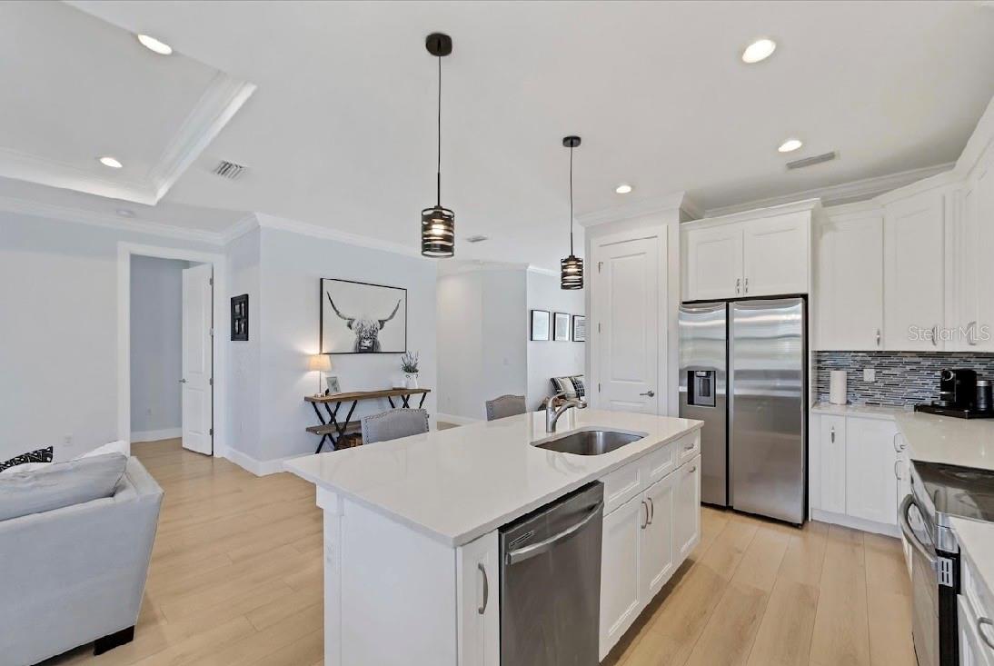 Image 14 of 41 For 7558 Totem Avenue