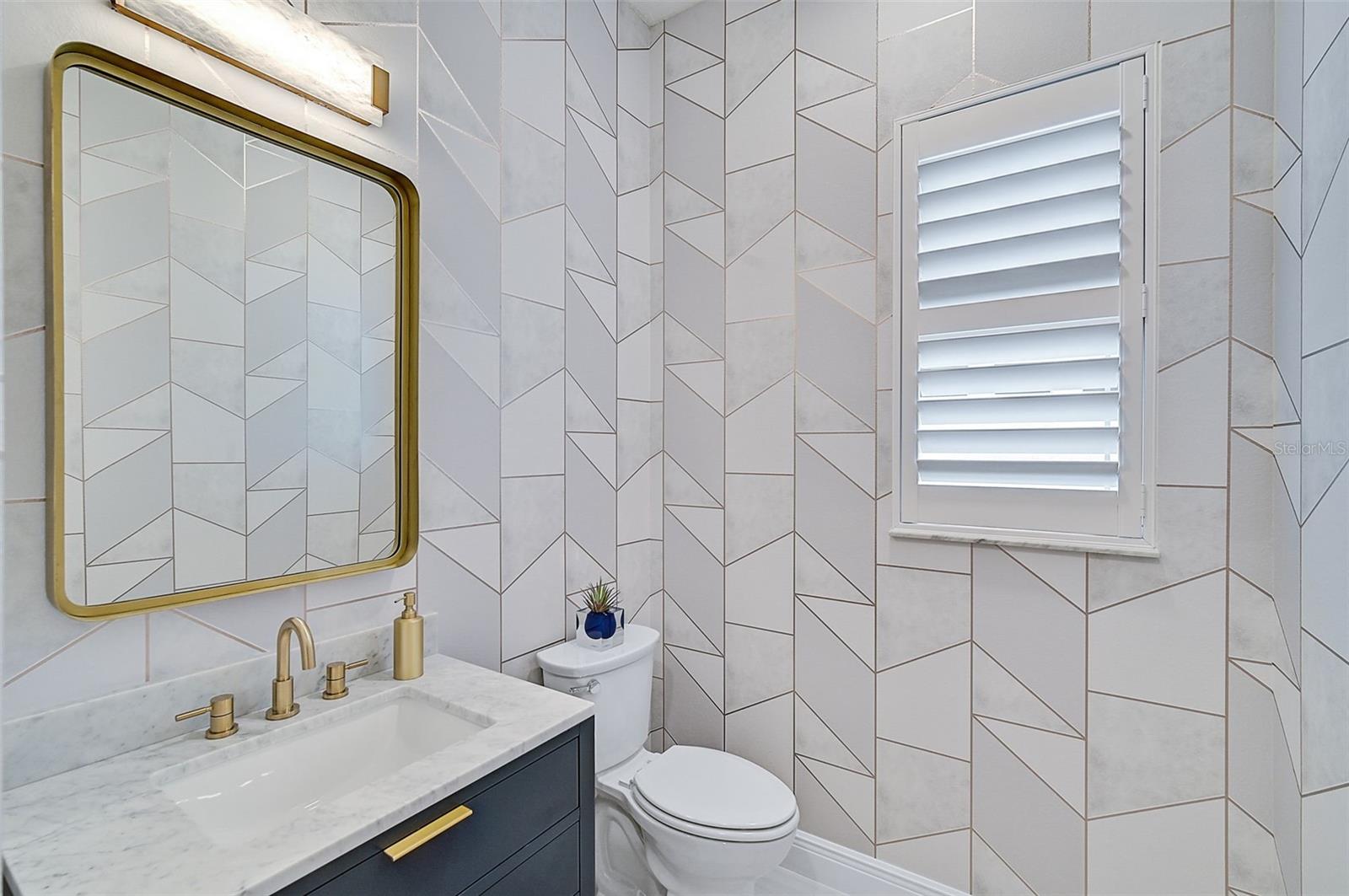 Image 13 of 42 For 4940 Surfside Circle