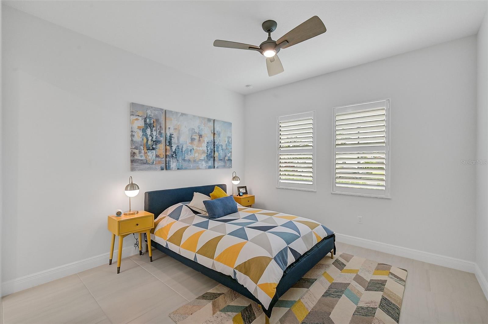 Image 16 of 42 For 4940 Surfside Circle