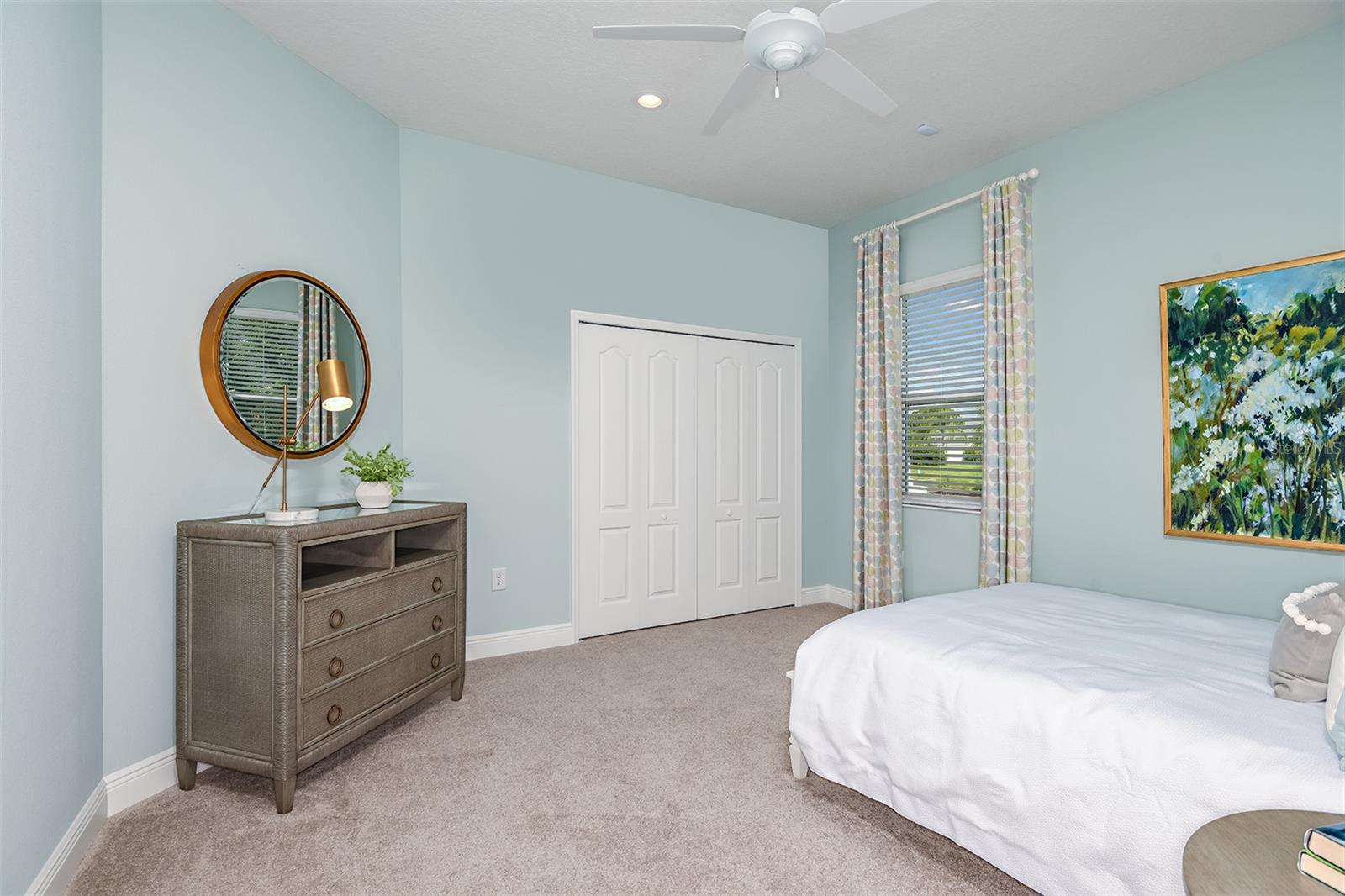 Image 16 of 21 For 1622 Royal Court