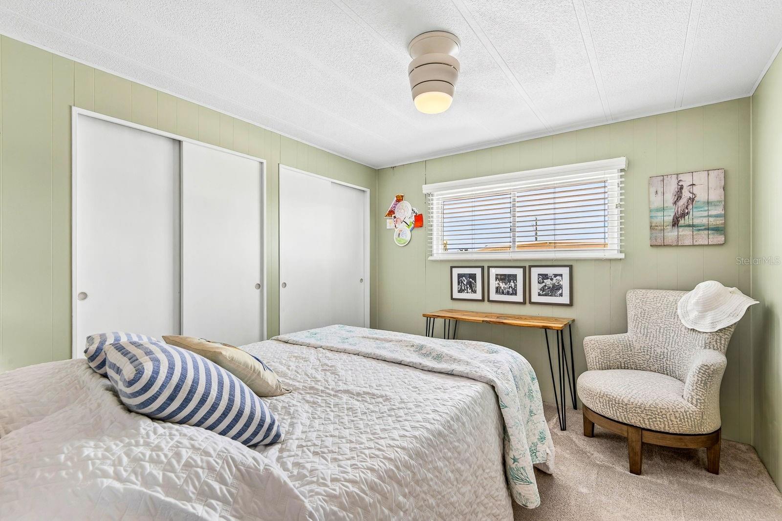 Image 18 of 41 For 76 Caballo Way