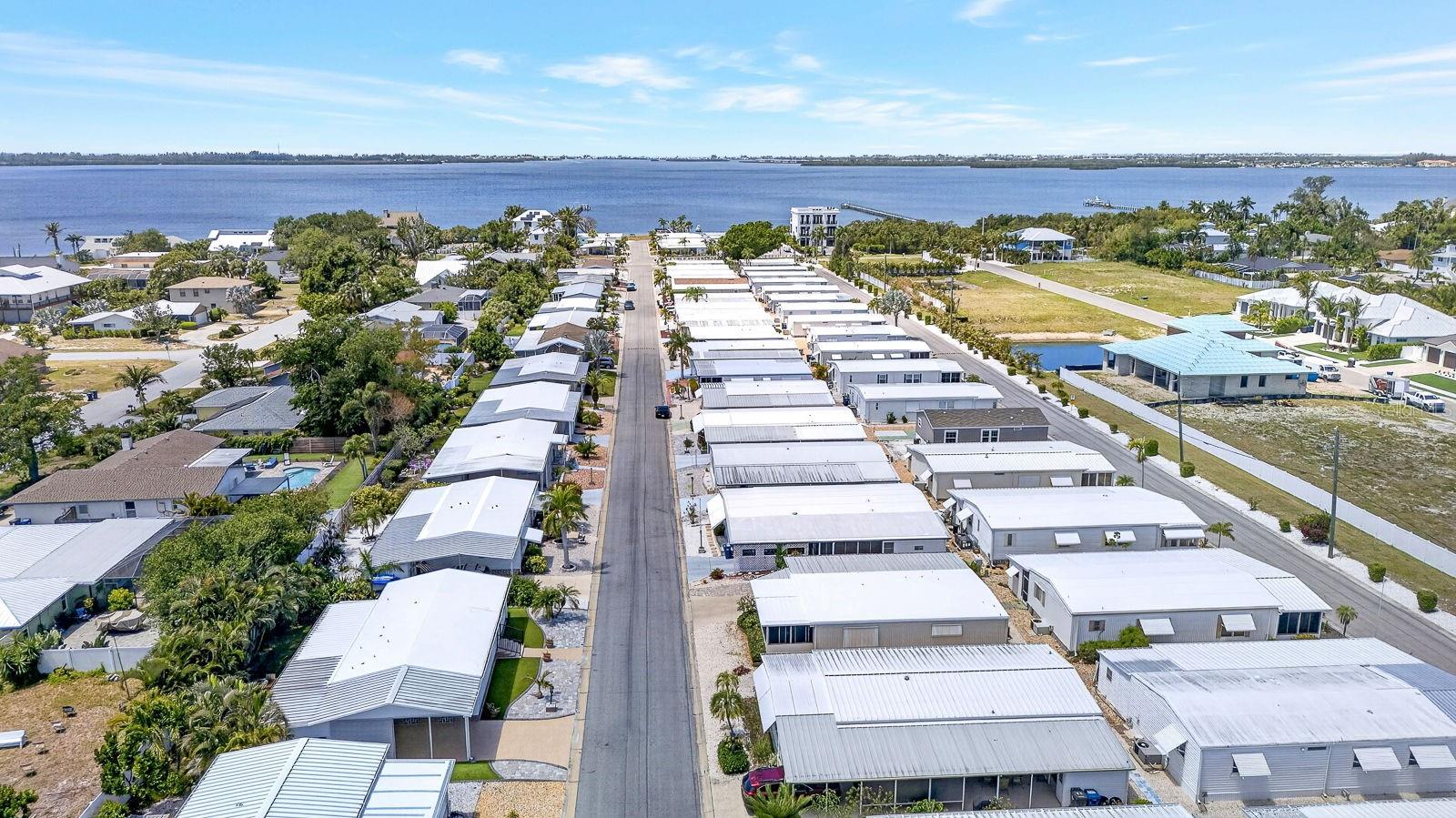 Image 34 of 41 For 76 Caballo Way