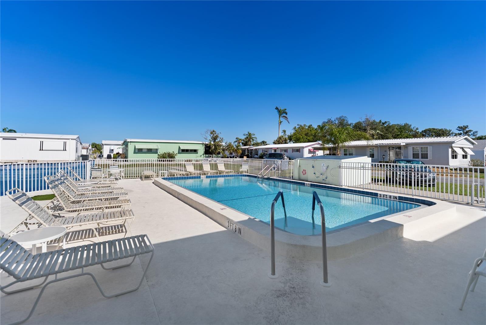 Image 40 of 41 For 76 Caballo Way