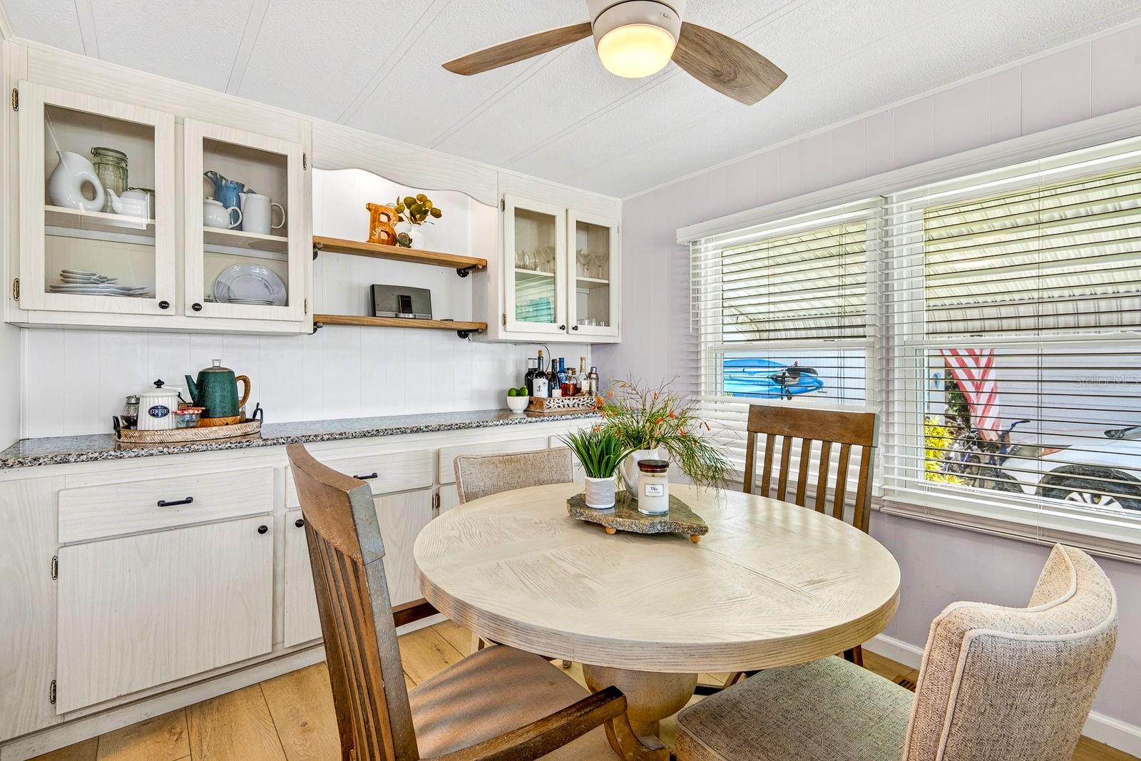 Image 7 of 41 For 76 Caballo Way