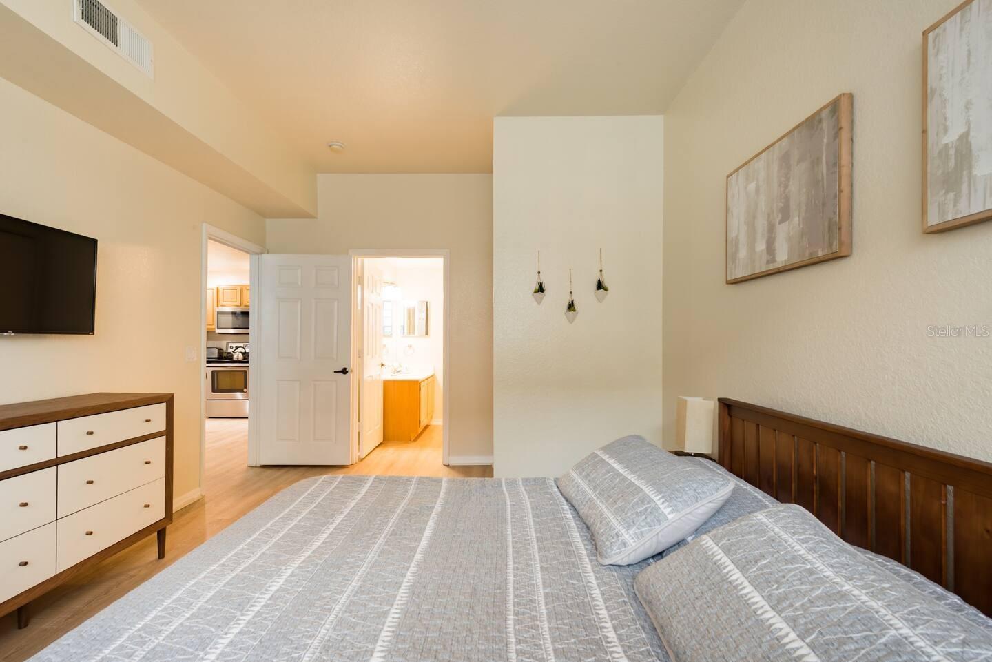 Image 25 of 35 For 4004 San Gallo Drive 106