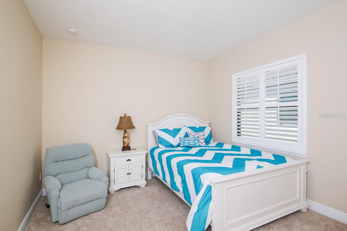 Image 20 of 51 For 5614 Title Row Drive