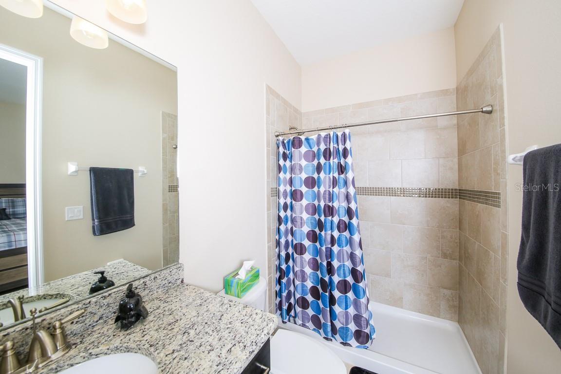 Image 21 of 51 For 5614 Title Row Drive