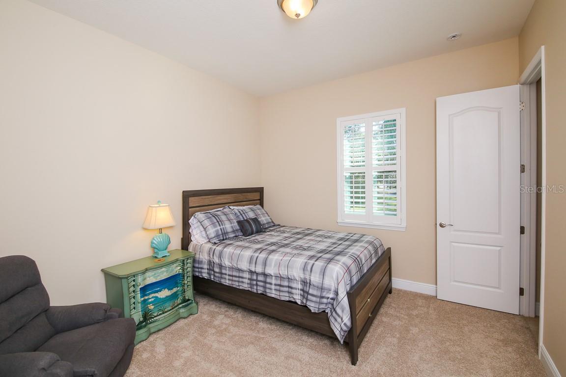 Image 22 of 51 For 5614 Title Row Drive