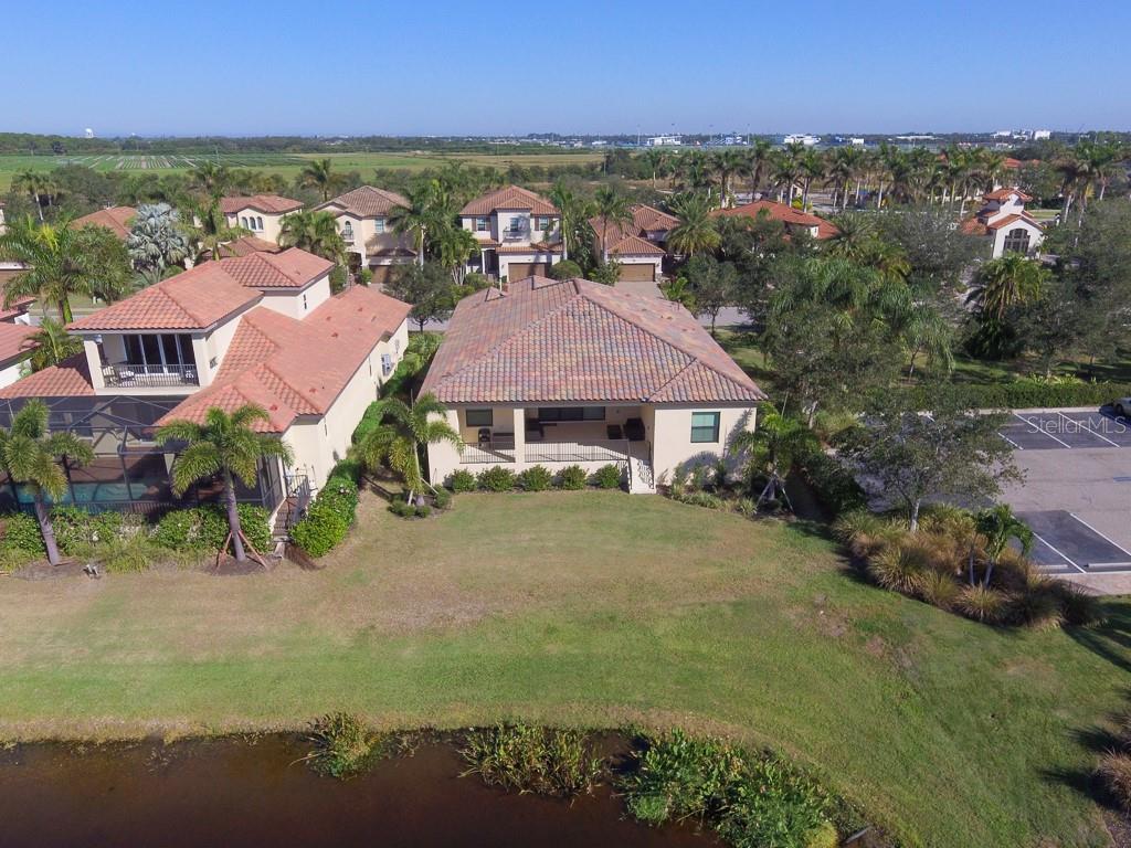 Image 43 of 51 For 5614 Title Row Drive