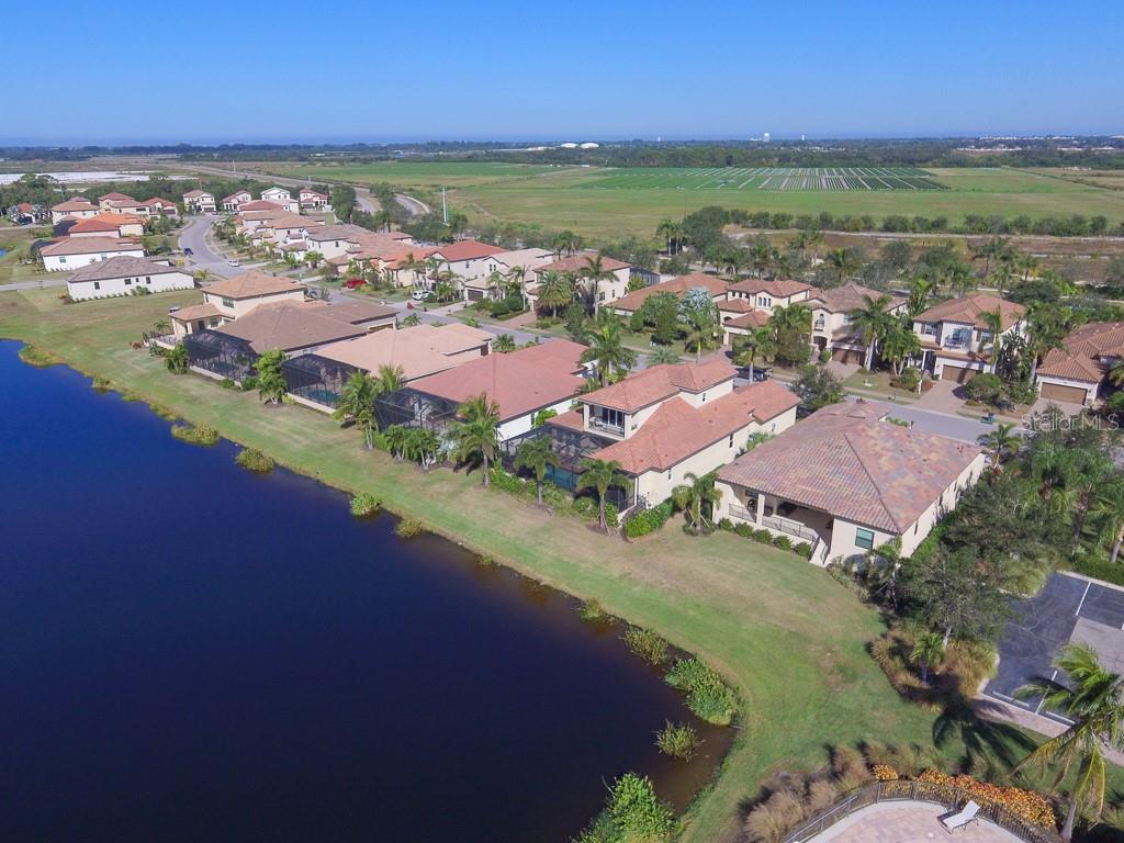 Image 44 of 51 For 5614 Title Row Drive