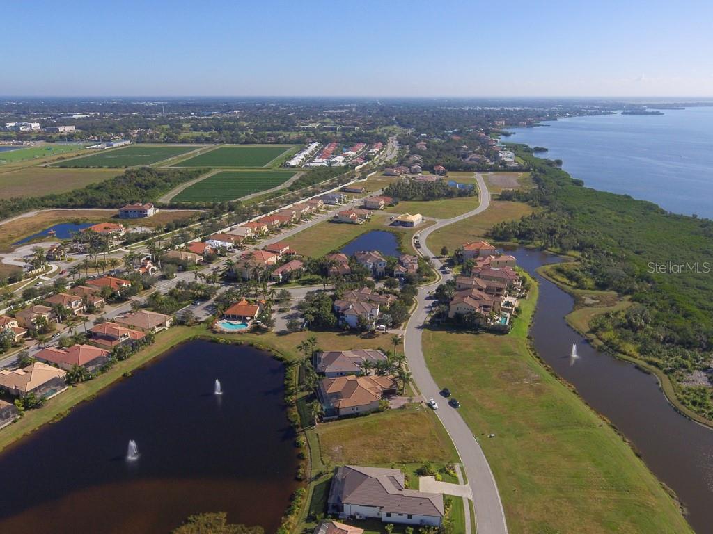 Image 47 of 51 For 5614 Title Row Drive