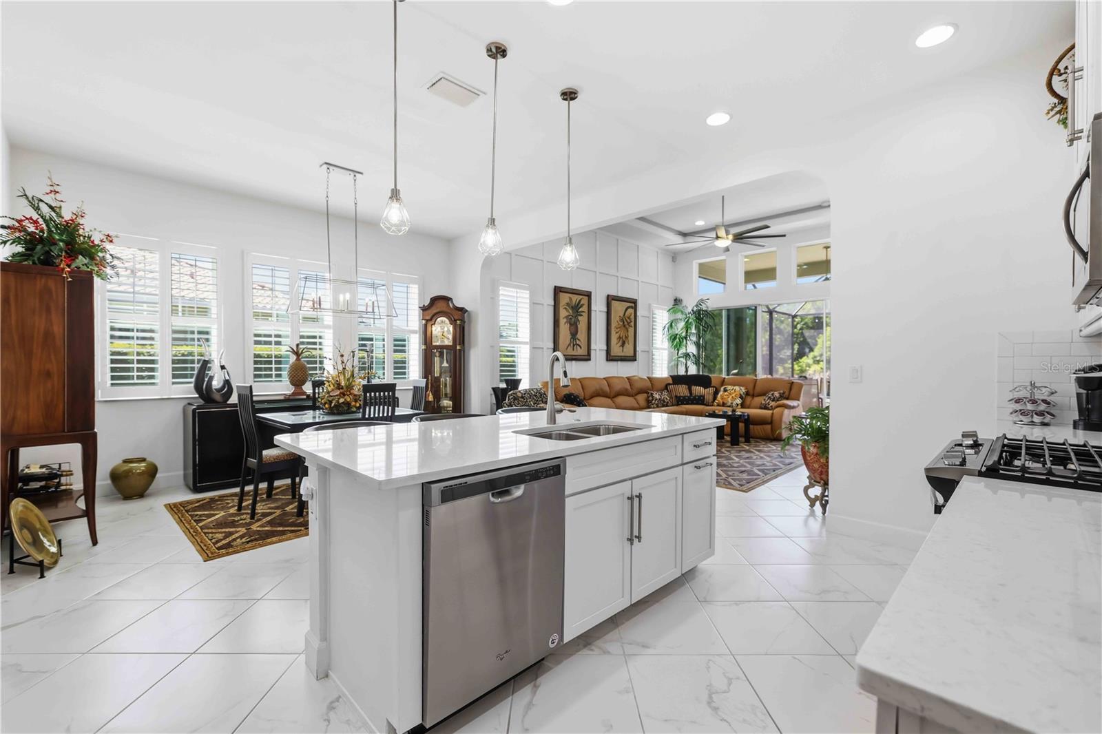 Image 15 of 59 For 2410 Starwood Court