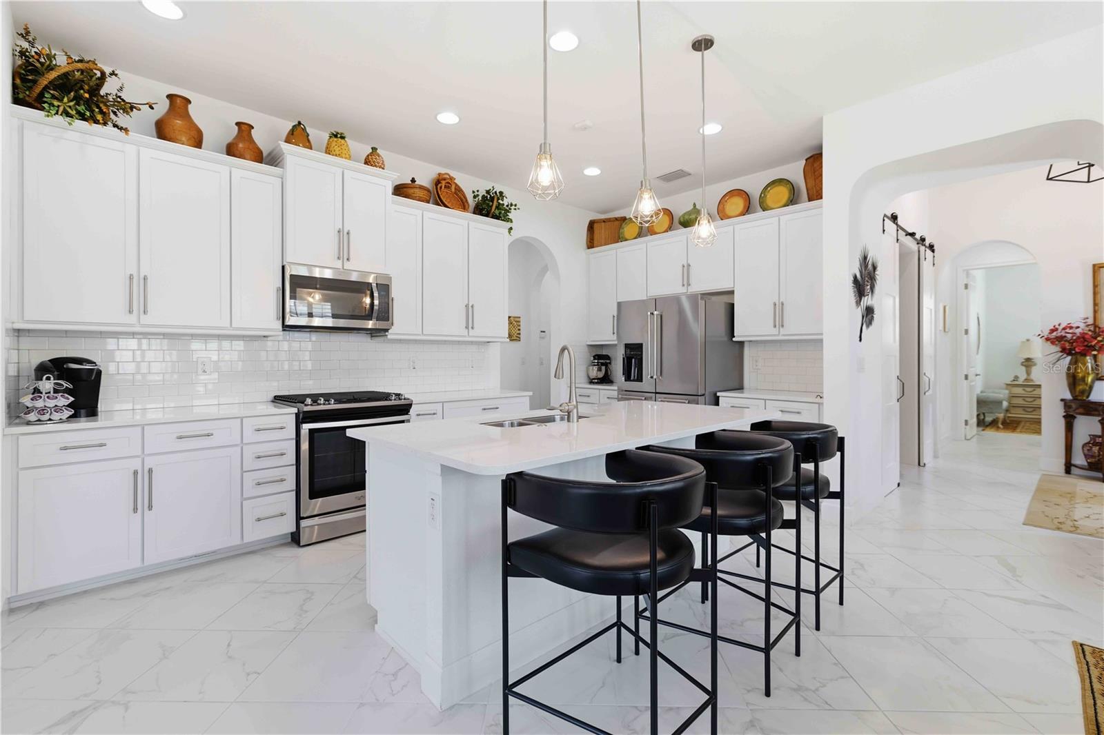 Image 16 of 59 For 2410 Starwood Court