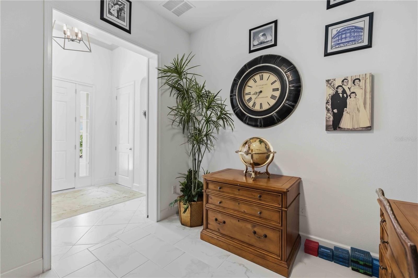 Image 29 of 59 For 2410 Starwood Court