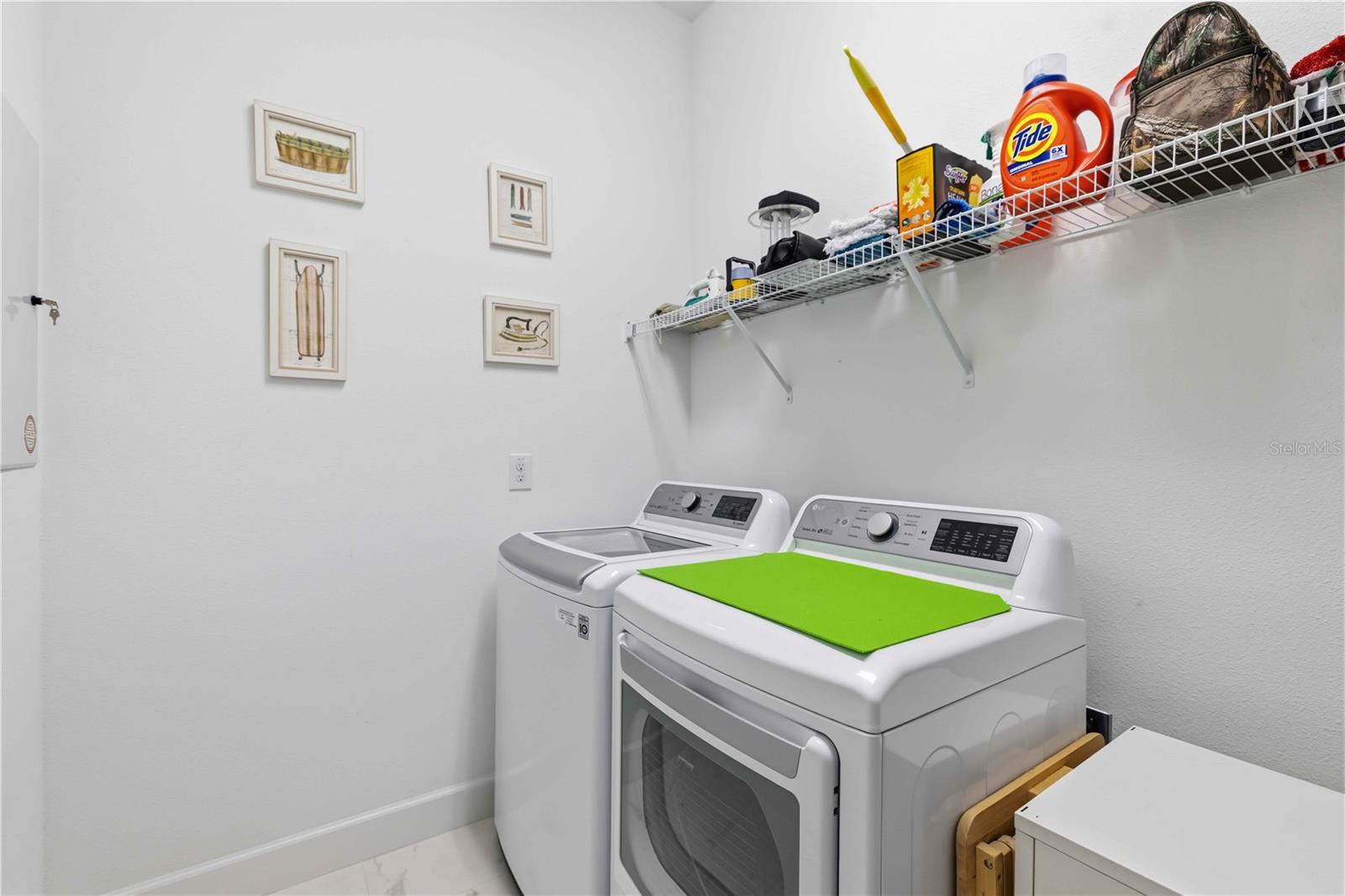 Image 41 of 59 For 2410 Starwood Court