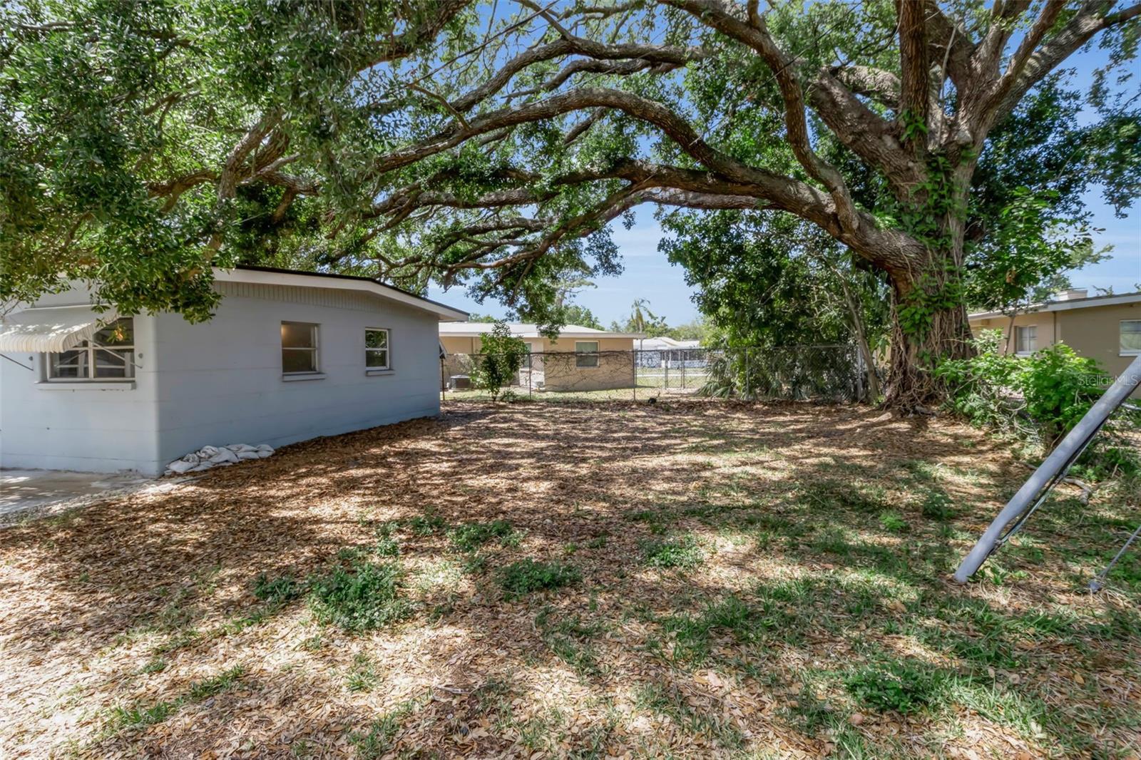 Image 13 of 61 For 2317 2nd Avenue E