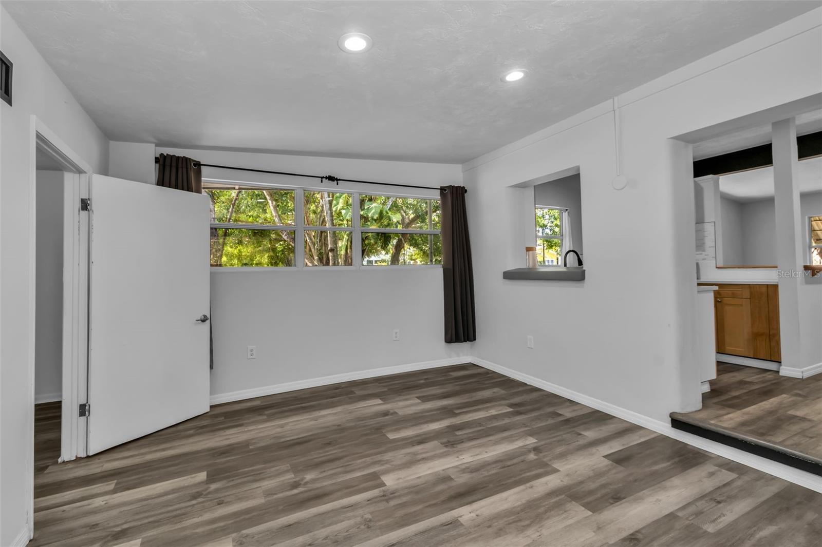 Image 44 of 61 For 2317 2nd Avenue E