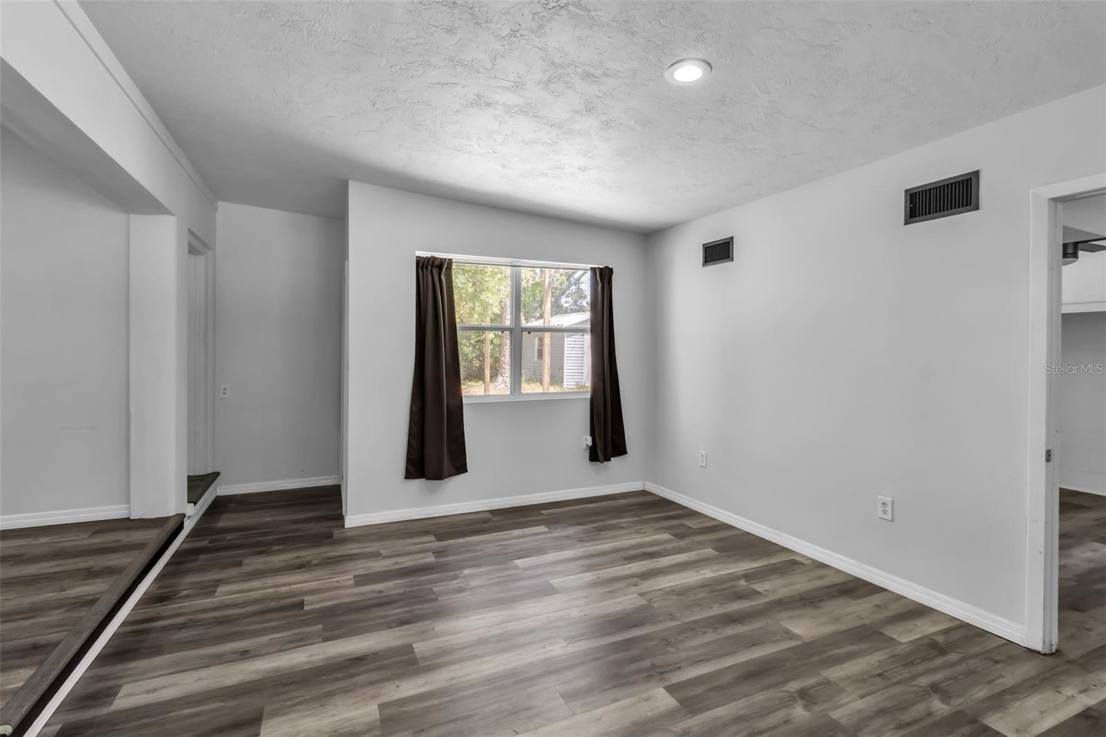 Image 45 of 61 For 2317 2nd Avenue E