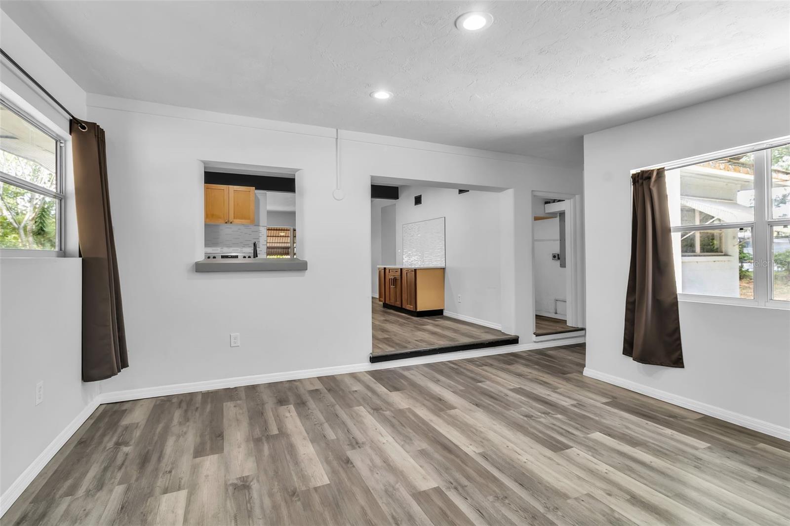 Image 46 of 61 For 2317 2nd Avenue E