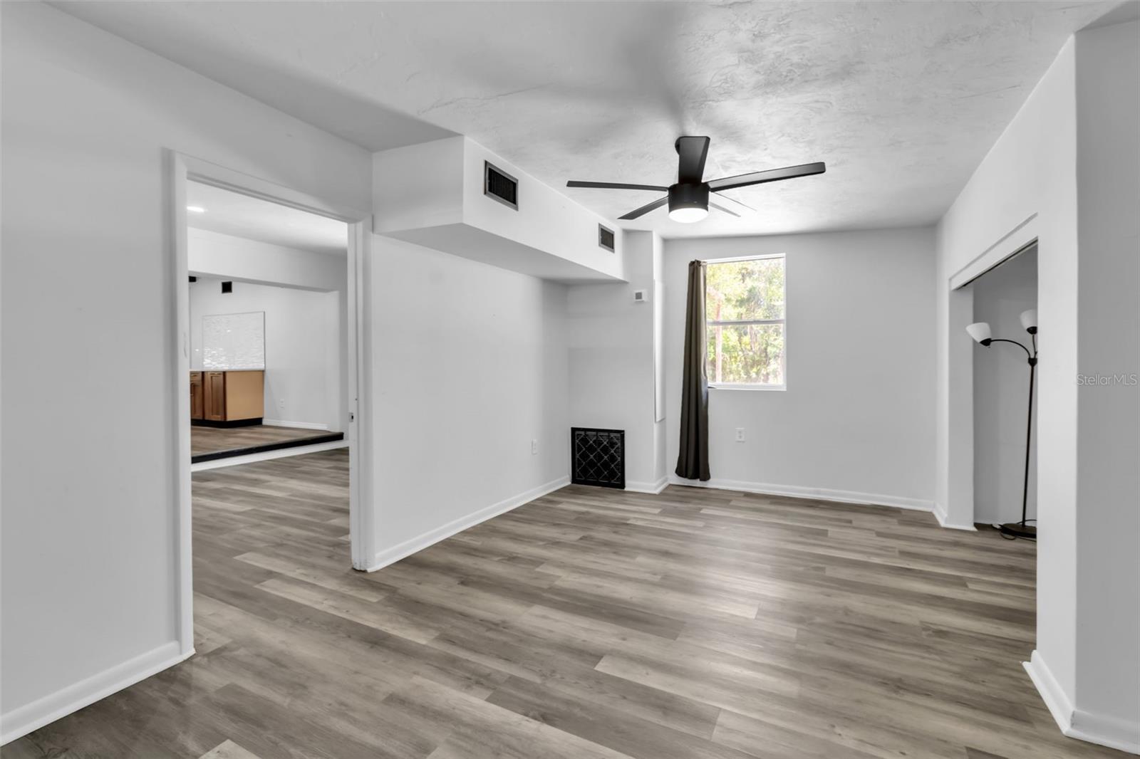 Image 47 of 61 For 2317 2nd Avenue E