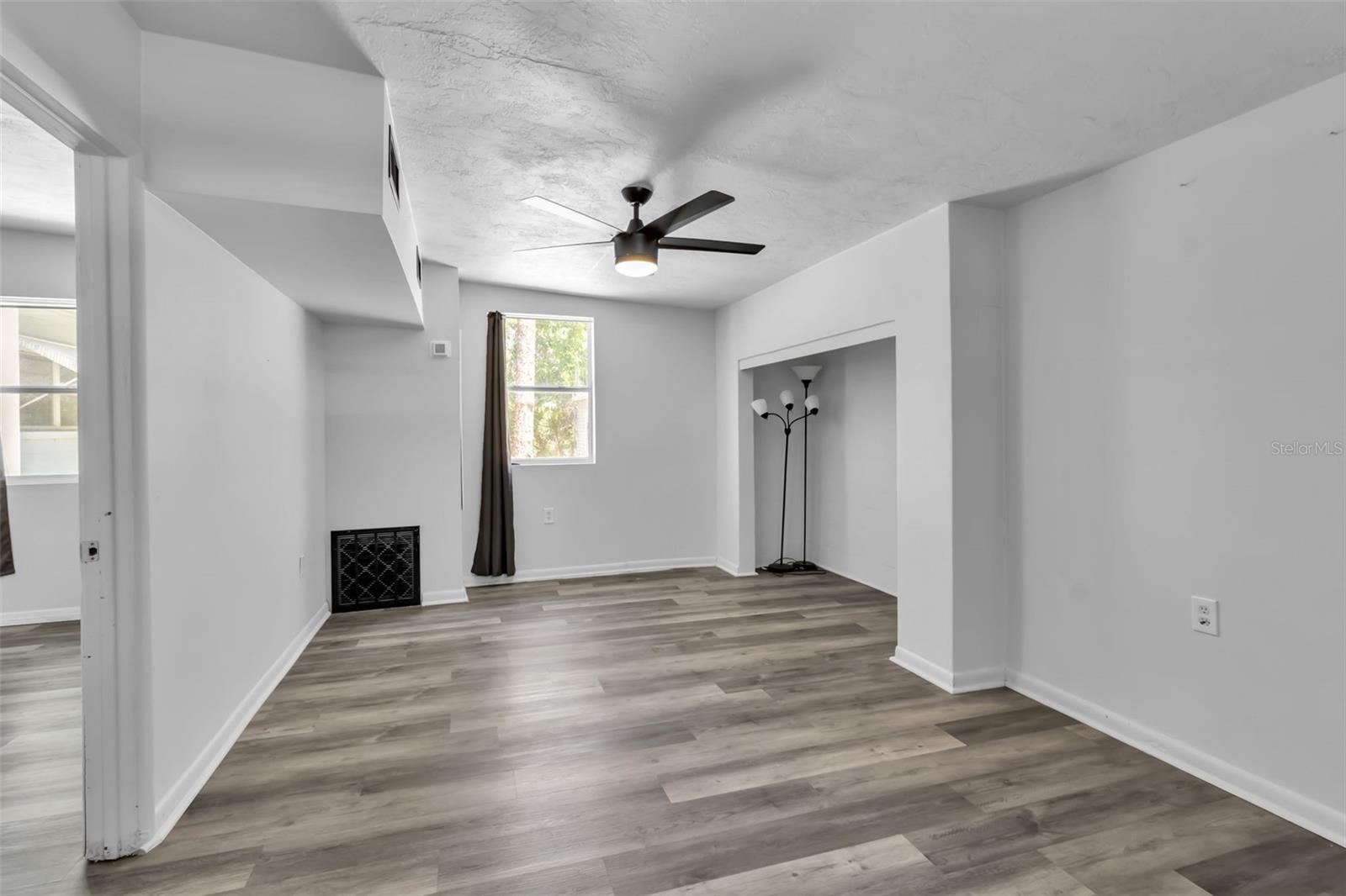 Image 48 of 61 For 2317 2nd Avenue E