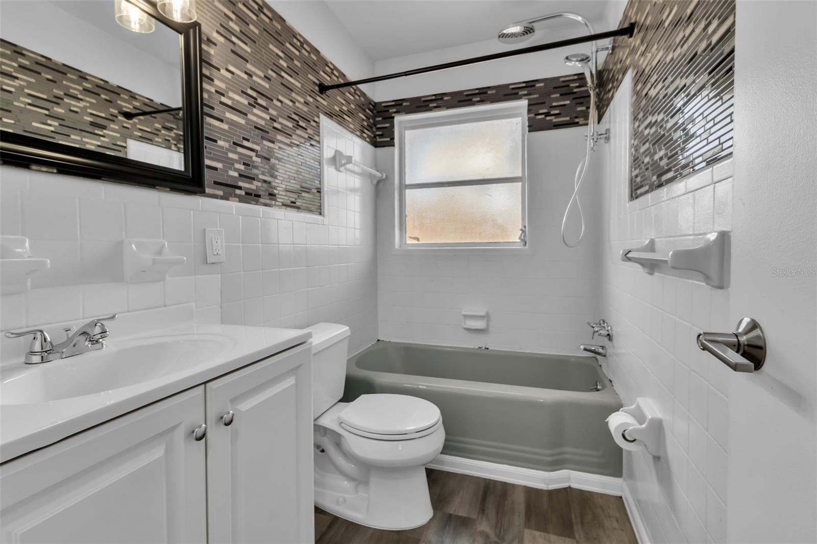 Image 60 of 61 For 2317 2nd Avenue E