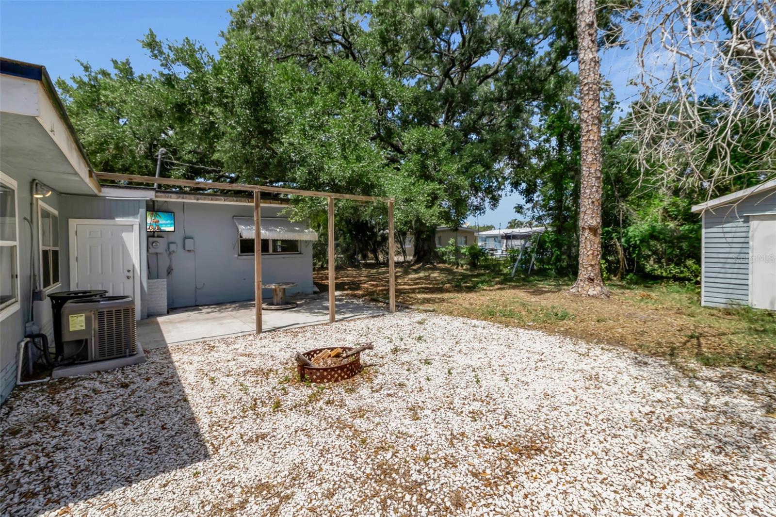 Image 8 of 61 For 2317 2nd Avenue E