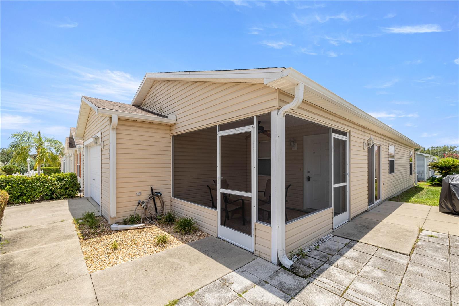 Image 17 of 19 For 2826 Salamanca Street