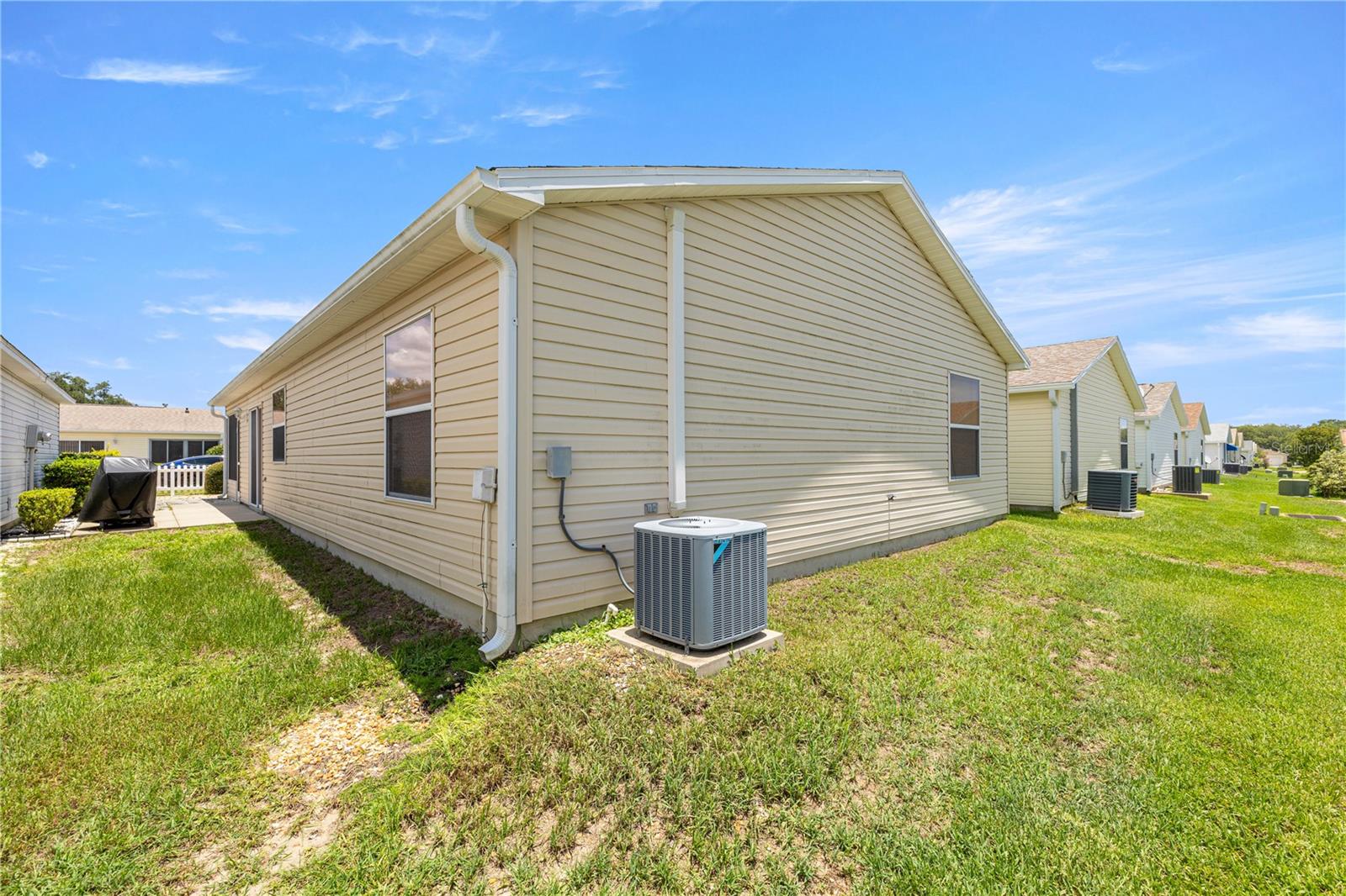 Image 18 of 19 For 2826 Salamanca Street