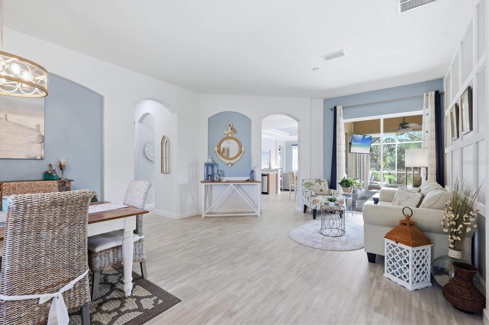 Image 12 of 71 For 431 Grand Preserve Cv