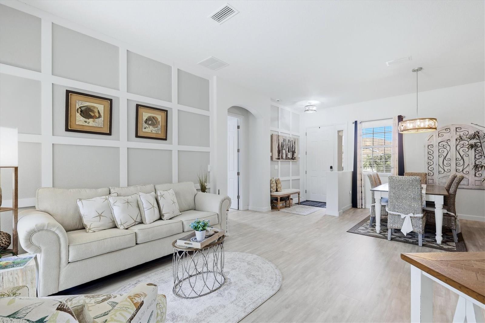 Image 14 of 71 For 431 Grand Preserve Cv