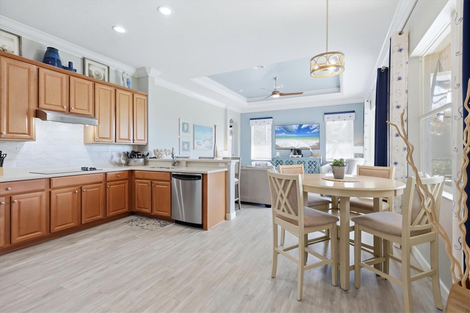 Image 19 of 71 For 431 Grand Preserve Cv