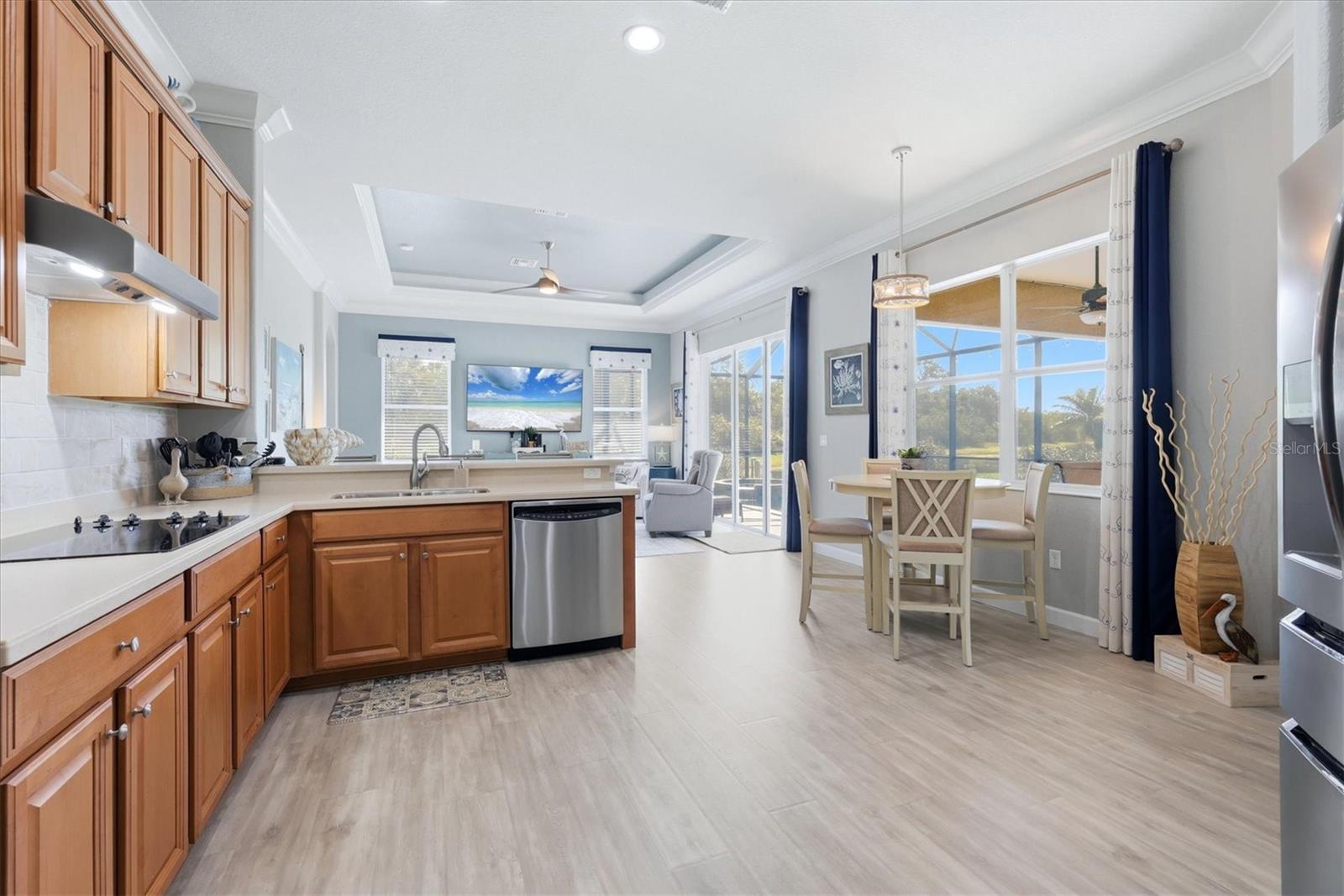 Image 22 of 71 For 431 Grand Preserve Cv