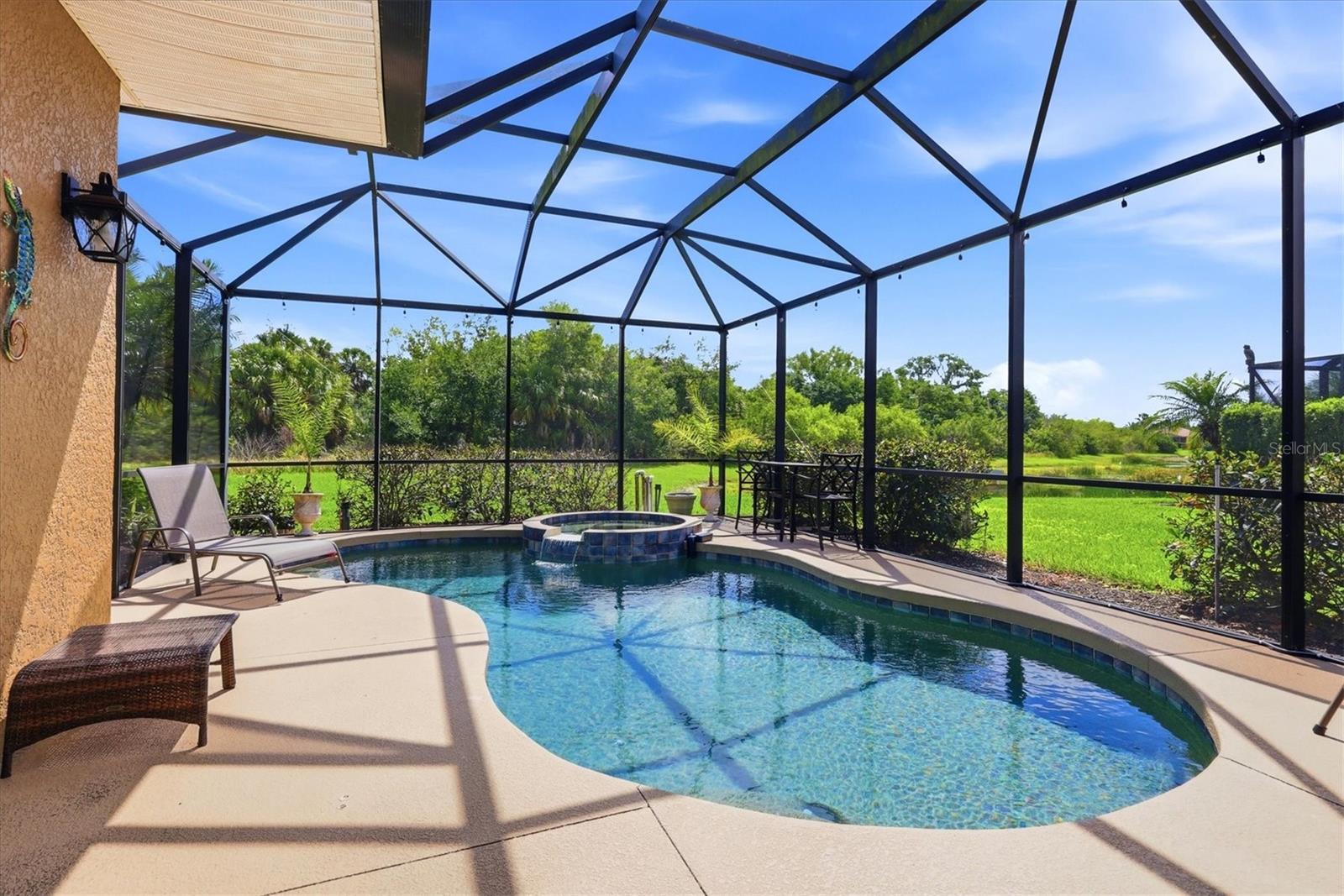 Image 39 of 71 For 431 Grand Preserve Cv