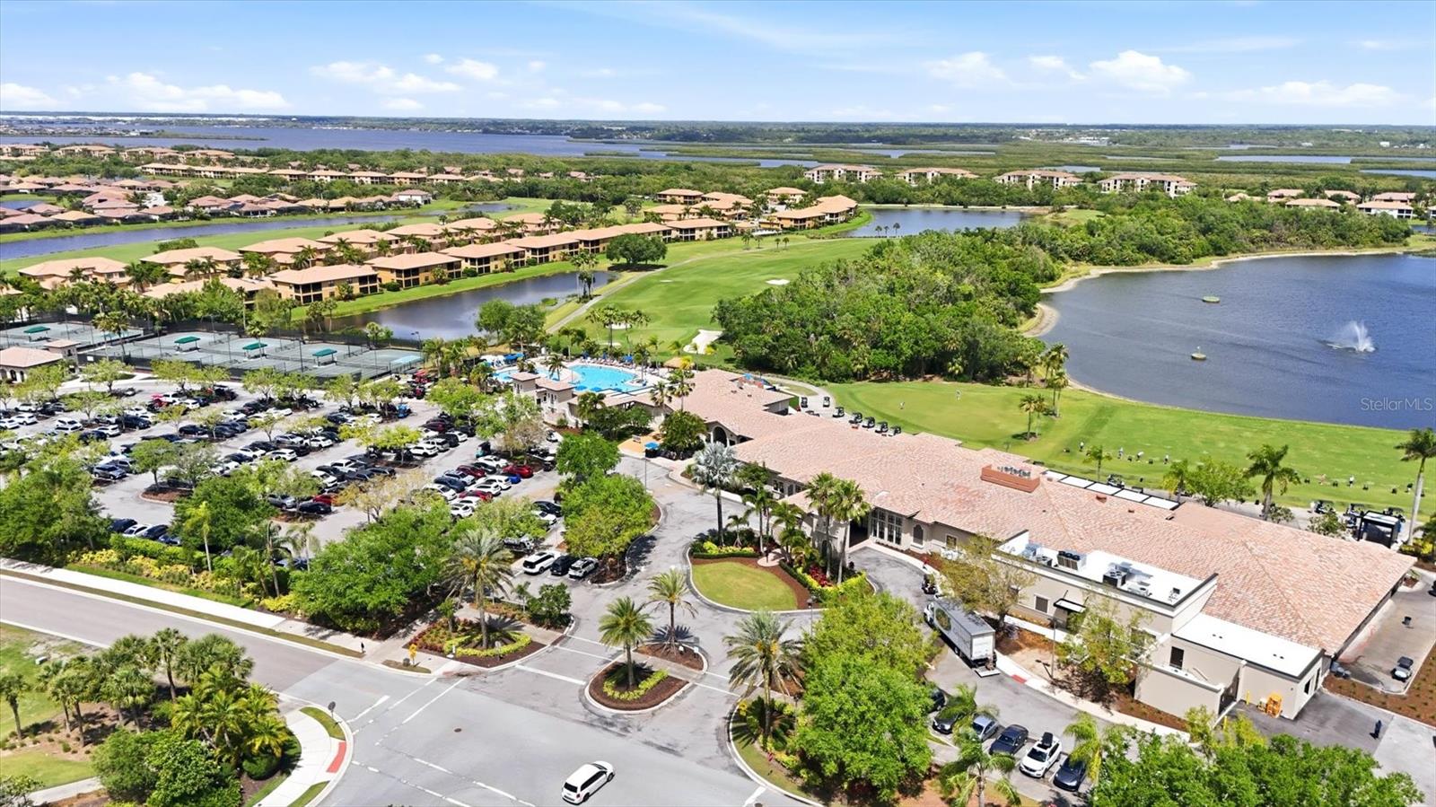 Image 68 of 71 For 431 Grand Preserve Cv