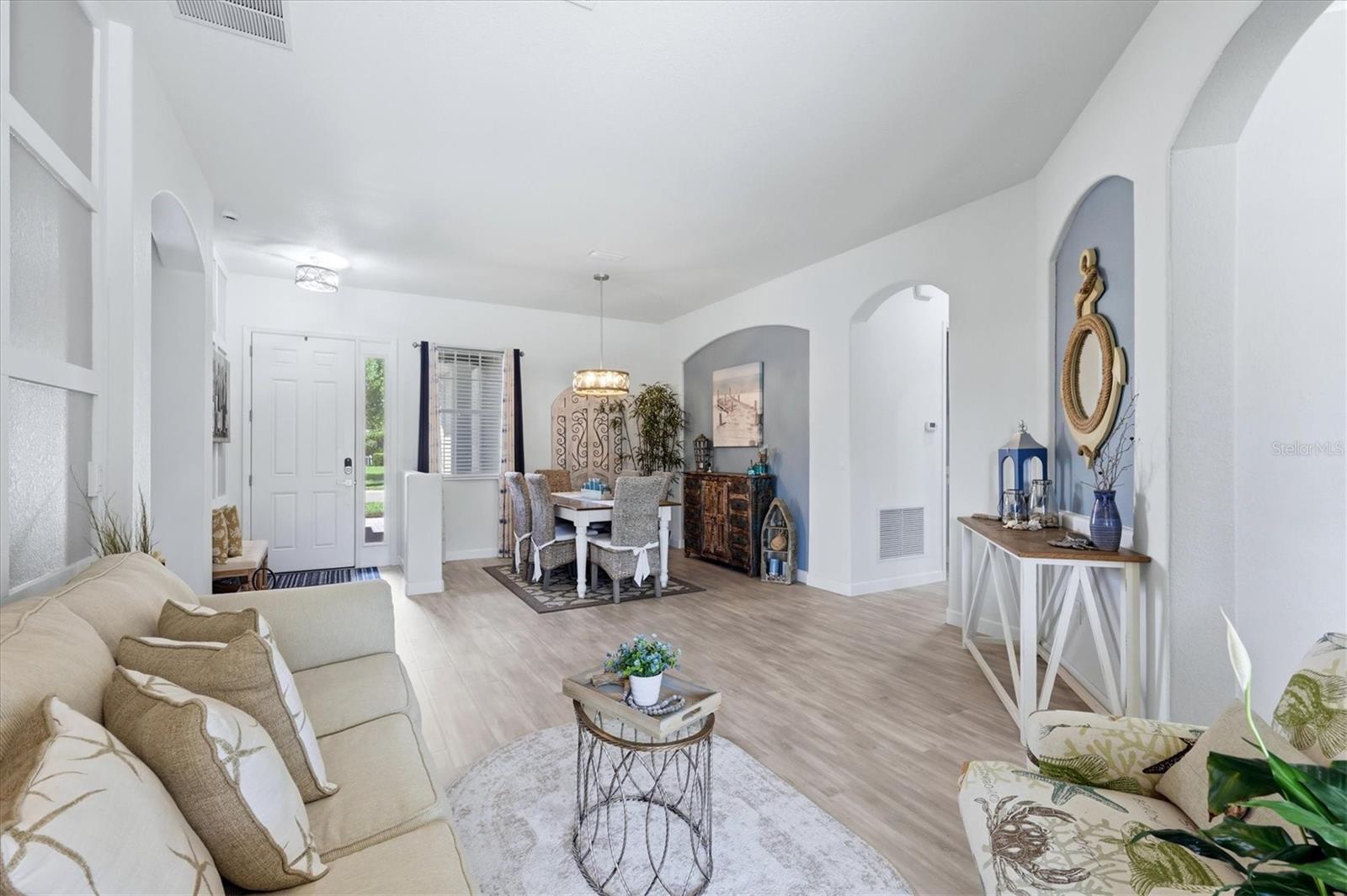 Image 7 of 71 For 431 Grand Preserve Cv