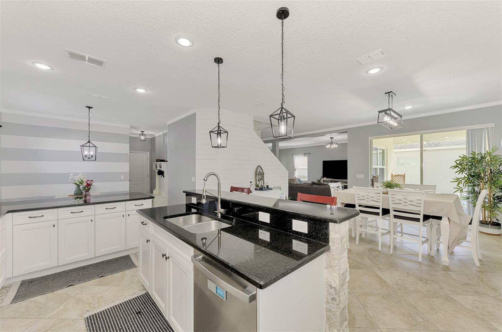 Image 25 of 86 For 5008 Mission Park Lane